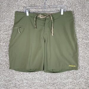 Patagonia Wavefarer Board Shorts Mens 36 Stretch Swim Trunk Green Zipper Pocket